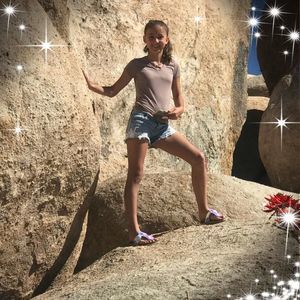 Meet your Posher, Naomi